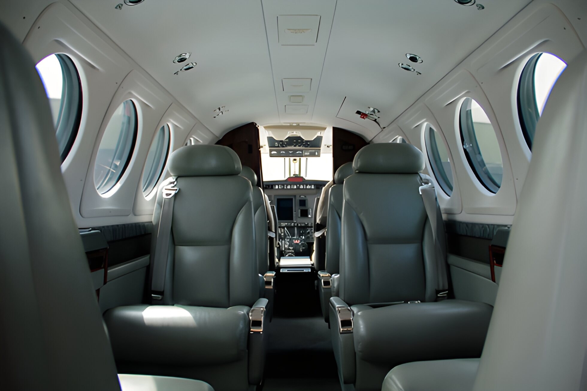 Beechcraft King Air 200 GT — Versatility