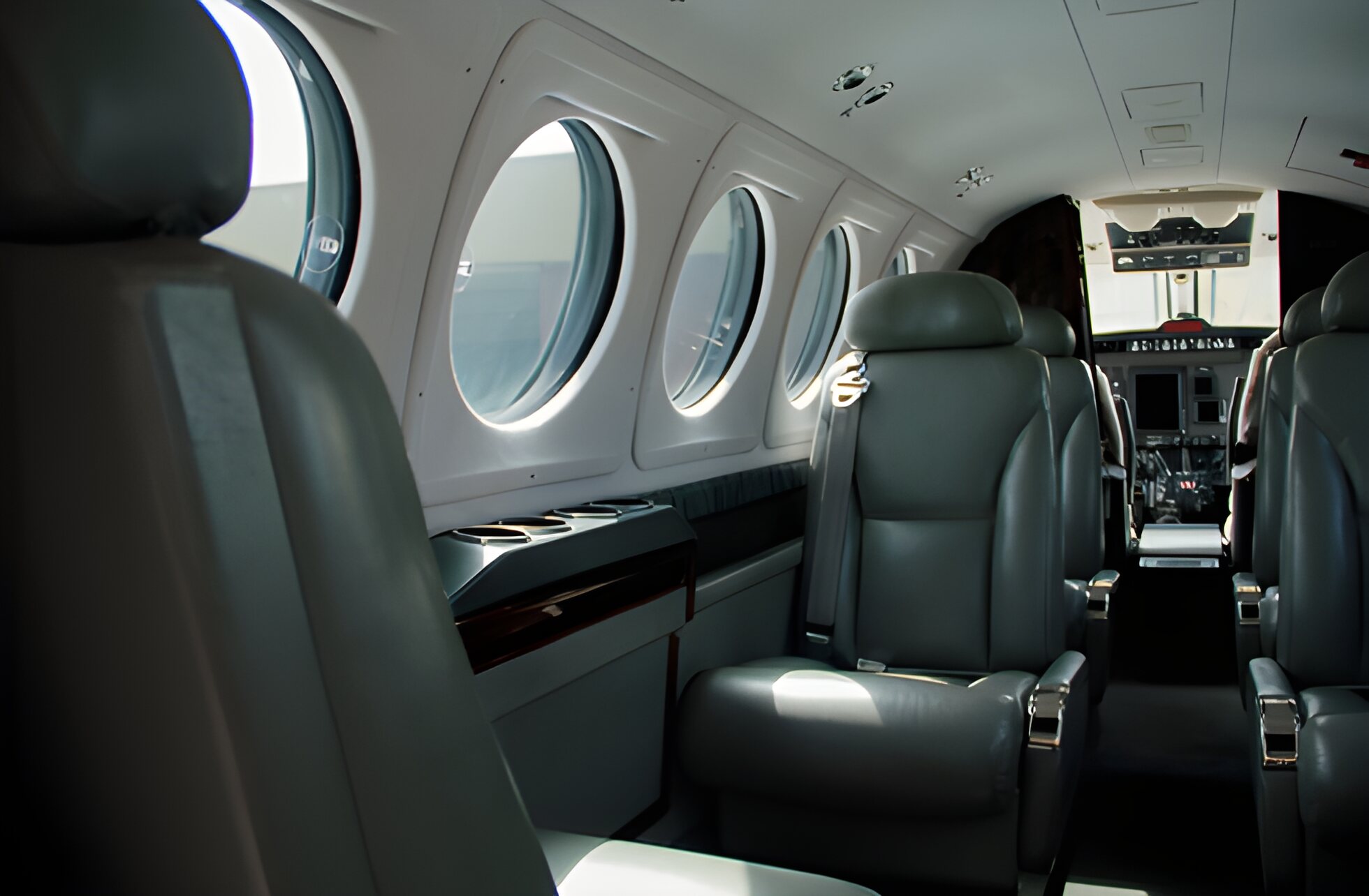 Beechcraft King Air 200 GT 4
