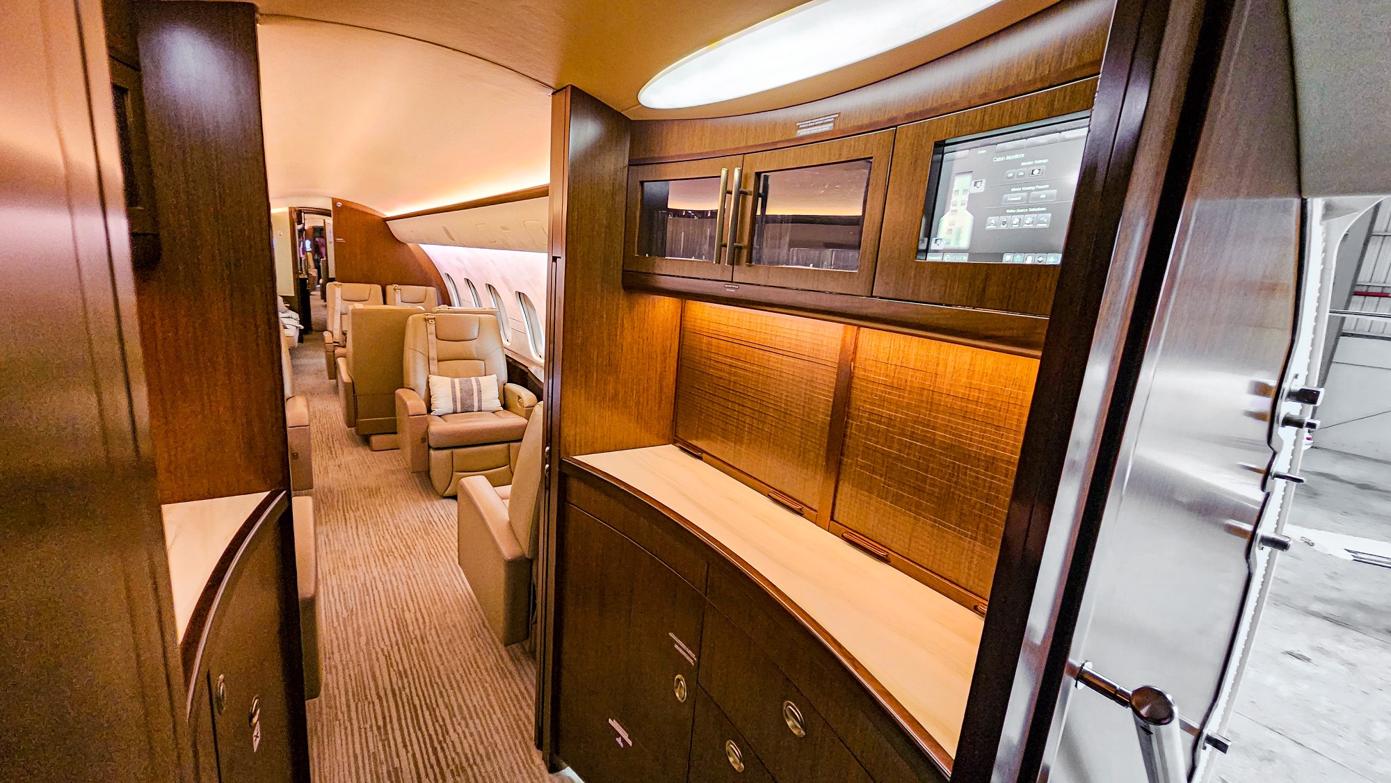 Bombardier Global 5000 12